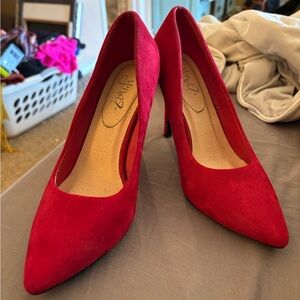 Chic Red Suede Heels